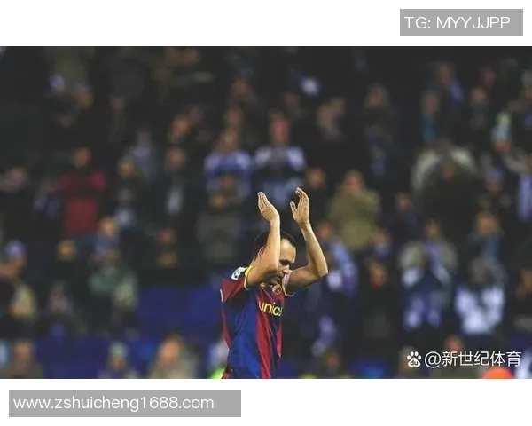 足球明星的光环背后那些鲜为人知的缺点与不足之处分析